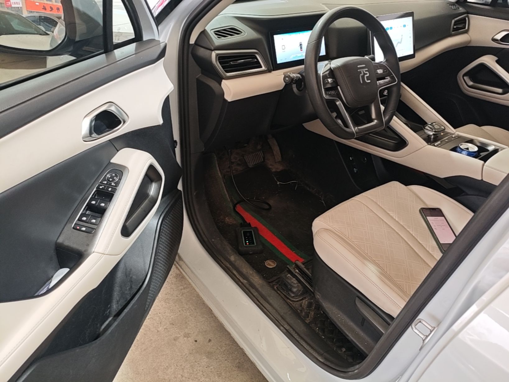 BYD Yuan UP 2024 401 km Active Version — снимка 18
