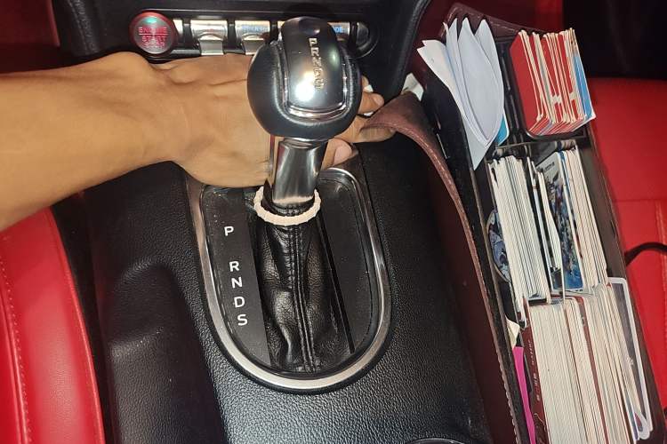 Used Ford Mustang 2019 2.3L EcoBoost Gear Lever