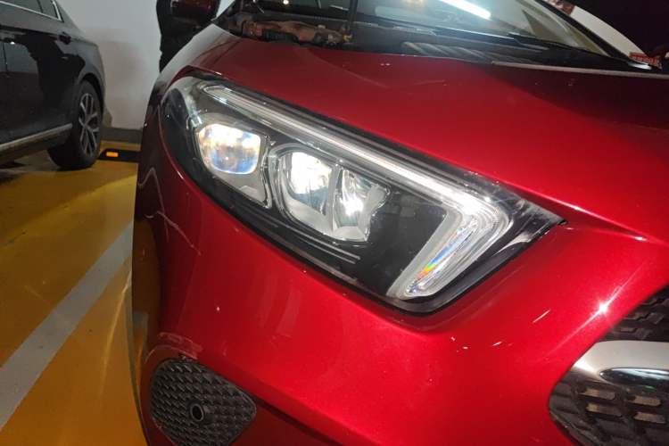 Used Mercedes-Benz A-Class 2019 A 200 L Right Front Headlight