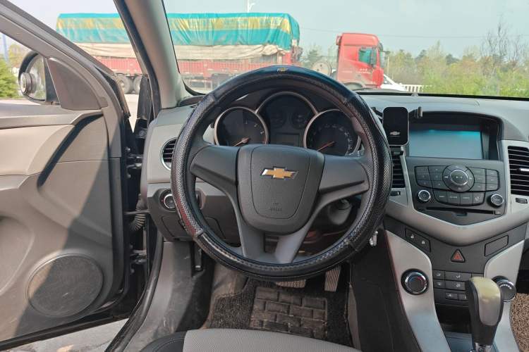 Used Chevrolet Cruze 2013 1.6L SE AT