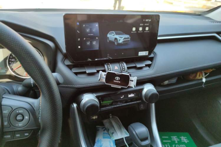 Used Toyota RAV4 2024 2.0L CVT Two-Wheel Drive Urban Edition