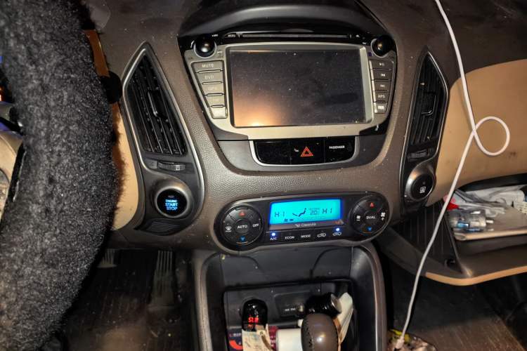 Used Hyundai ix35 2012 2.0L Automatic Two-Wheel Drive Elite Edition GLS