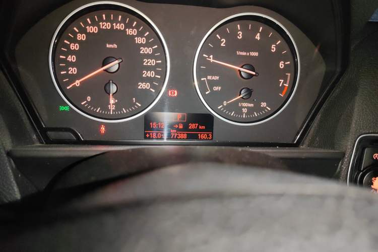 Used BMW 1 Series 2016 118i Leading Model Odometer Close Up