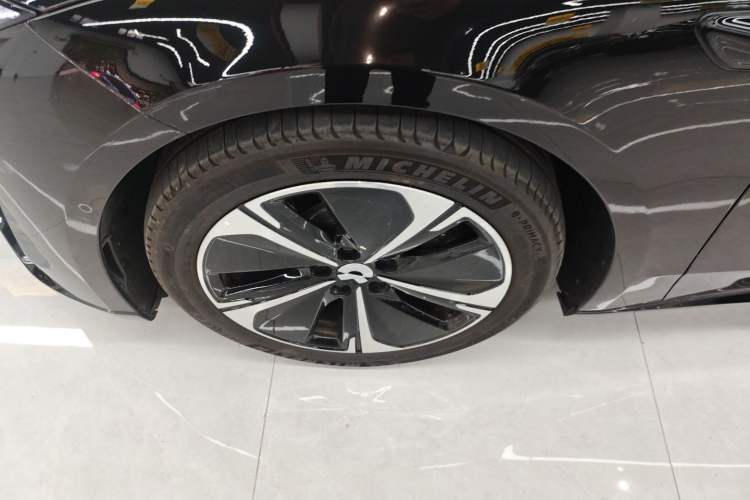 Used Nio ET5T 2025 75 kWh Touring