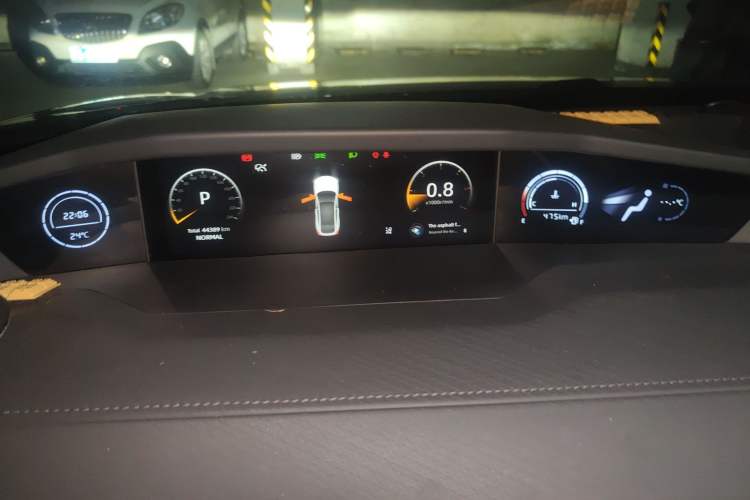 Used CHANGAN UNI-V 2023 1.5T Sport Edition Instrument Cluster