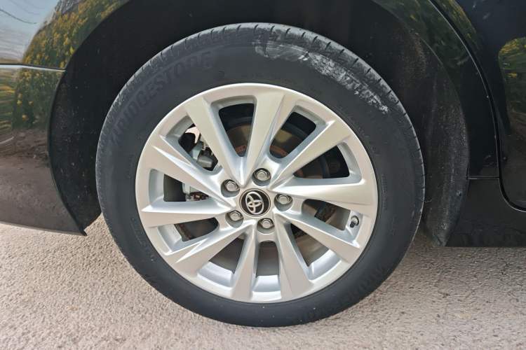 Used Toyota Camry 2021 2.0G Luxury Edition Right Rear Wheel Hub