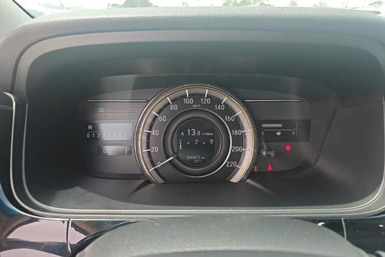Used Honda Elysion 2016 2.4L Luxury Edition
