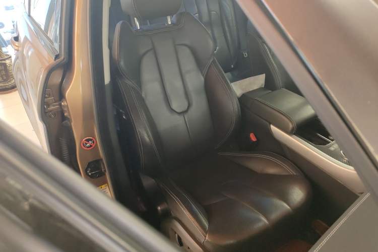 Used Land Rover Range Evoque 2014 2.0T 5-Door Ignite Edition
