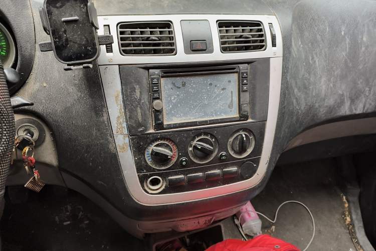 Used Foton MP-X E 2017 2.0L New Express Long Wheelbase 4Q20M Audio And AC Panel