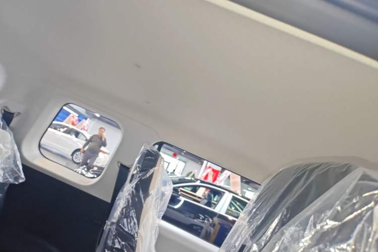 Used CHANGAN NEVO Lumin 2026 Model Treasure Edition 205km Passionate Beige Ningde
