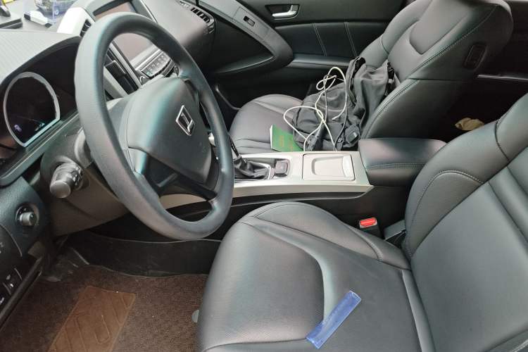 Used Luxgen U6 SUV 2016 1.8T Style Value Model Left Front Seat