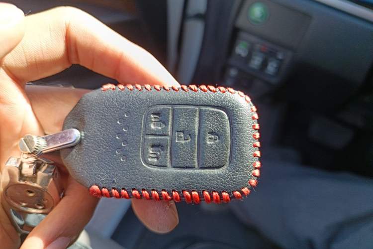 Used Honda Odyssey 2015 Updated Version 2.4L Smart Edition