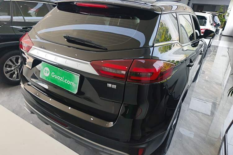 Used Geely Auto Emgrand X7 Sport 2021 Million Edition 1.8TD DCT Two-Wheel Drive Luxury Model Rear Right 45 Deg