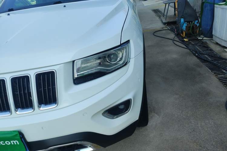 Used Jeep Grand Cherokee (Import) 2015 3.0L Elite Navigation Edition