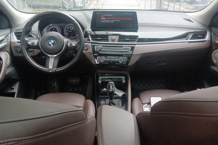 Used BMW X2 2023 sDrive25i M Sport Package Center Console