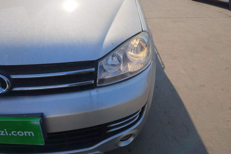 Used Great Wall Wingle 5 2017 2.2L Classic Version Two-Wheel Drive Big Double Cab 491QE
