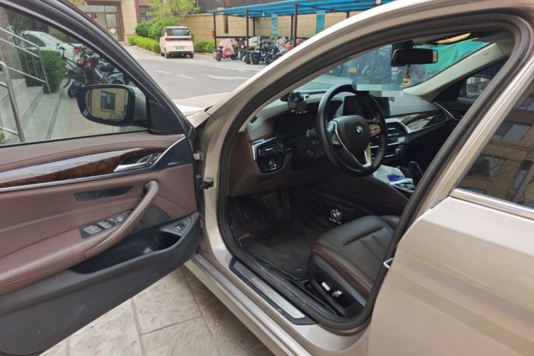 Used BMW 5 Series 2020 525Li Luxury Package Driver Seat