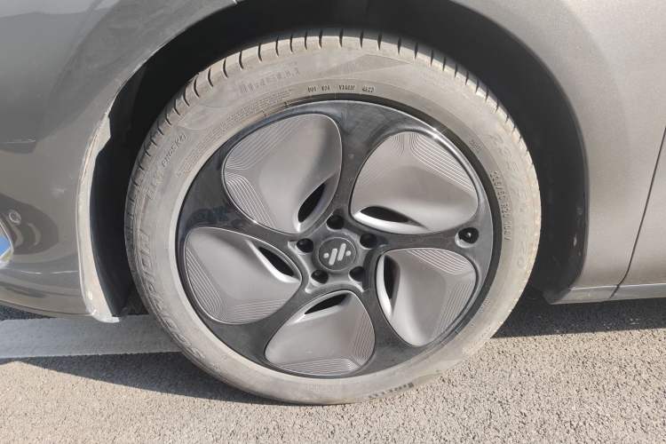 Used IM LS6 2023 Max Extended-Range Version