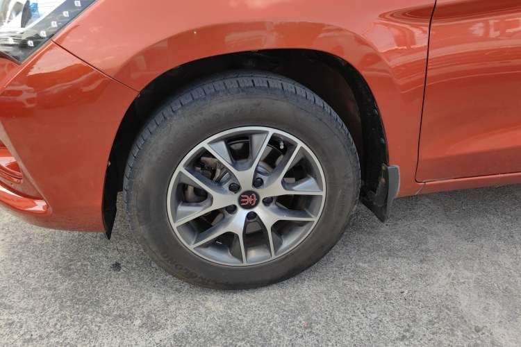 Used BYD Song 2016 GaiShi Edition 1.5TI Manual Elite Model