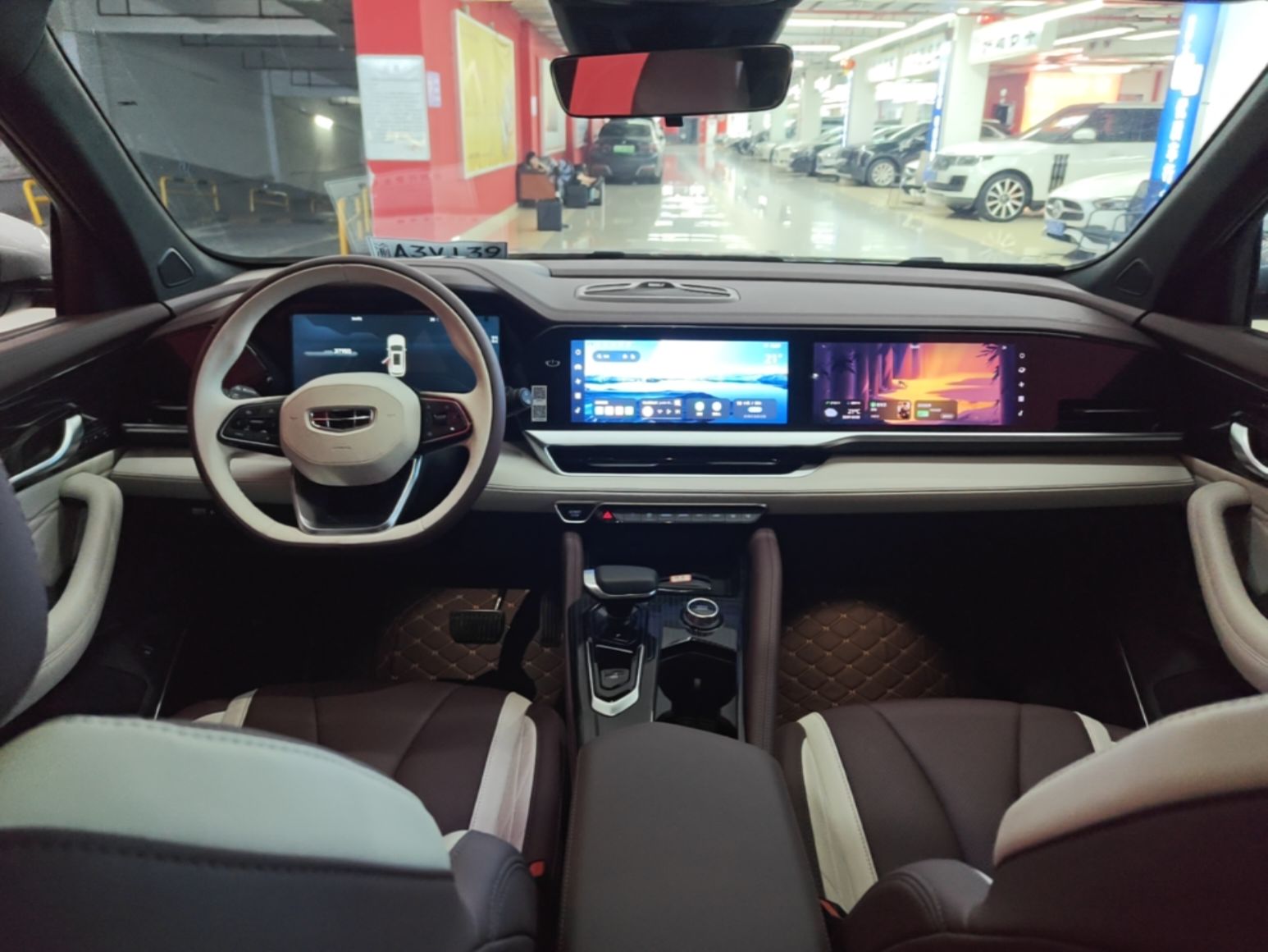 Geely Auto Monjaro L 2021 2.0TD DCT EVO Two-Wheel Drive Prestige Version — снимка 12