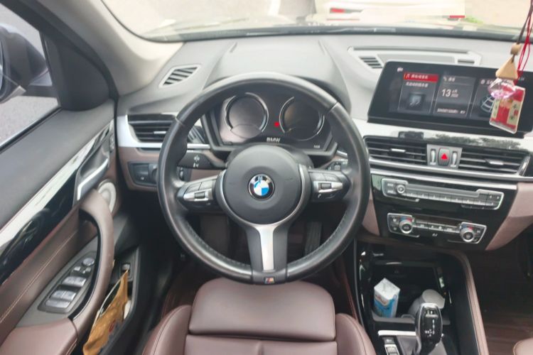 Used BMW X1 2021 sDrive20Li Premium Edition Steering Wheel