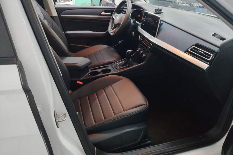 Used Volkswagen Lavida 2023 1.5L Automatic De Yi Edition Right Front Seat