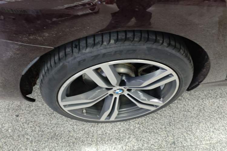 Used BMW 6 Series GT 2018 640i xDrive M Sport Package
