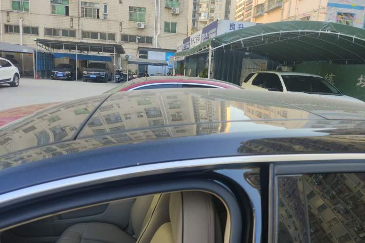 Used Mercedes-Benz E-Class 2015 E 260 L
