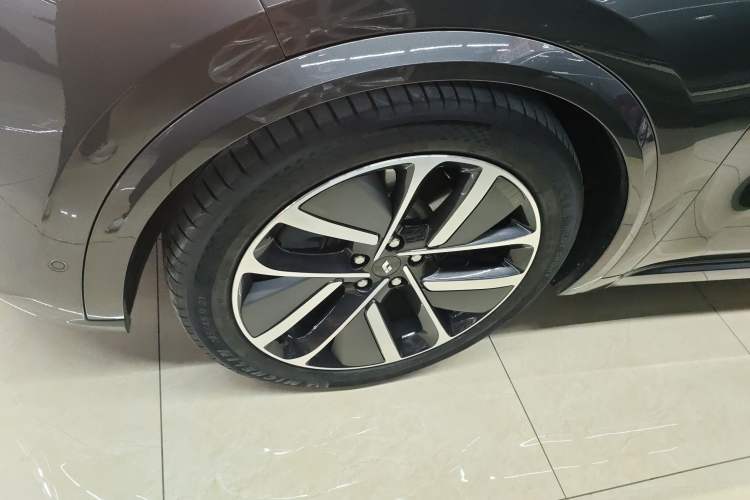 Used Li Auto L9 2022 Max model