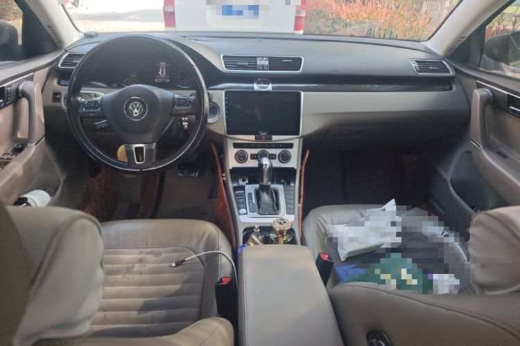 Used Volkswagen Magotan 2015 Facelift 1.8TSI Luxury Model Center Console