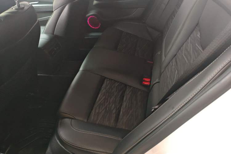 Used Cadillac ATS-L 2017 28T Tech Edition Left Rear Seat