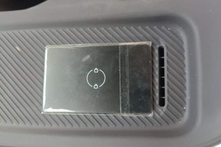 Used Leapmotor C16 2026 Extended-Range 280 LiDAR Zhizun Edition 5 Seats