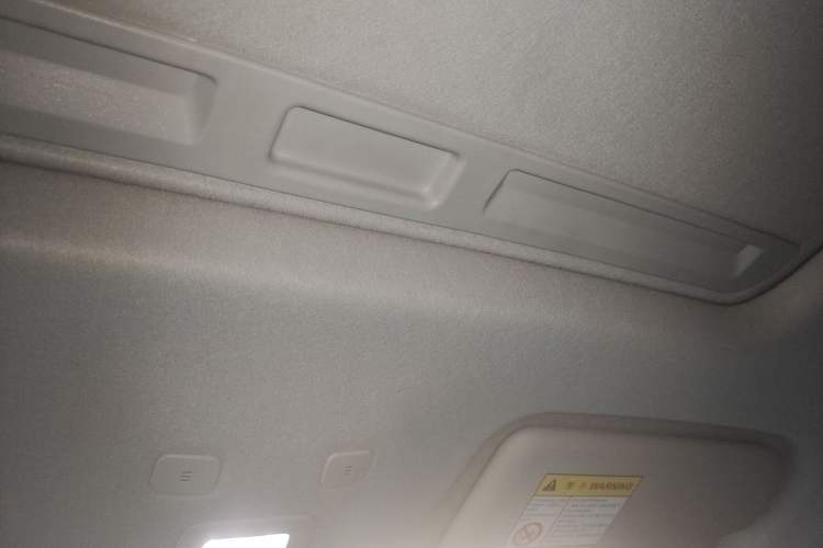 Used Roewe D6 2025 450 km Premium Edition