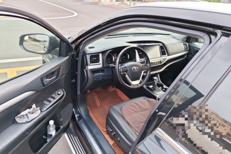 Used Toyota Highlander 2021 2.0T Four-Wheel Drive Luxury Edition 7 Seats Driver Seat