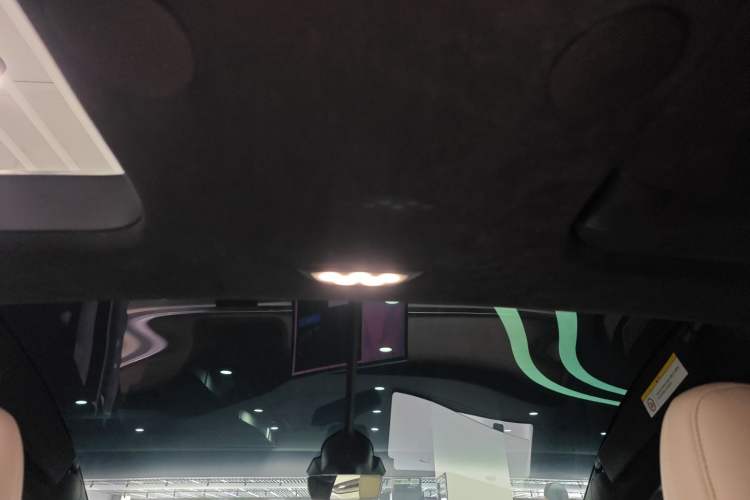 Used Tesla Model X 2023 Dual-Motor All-Wheel-Drive Version