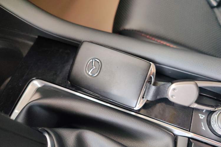 Used Mazda Mazda 3 Axela 2023 2.0L Automatic ZhiXuan Edition
