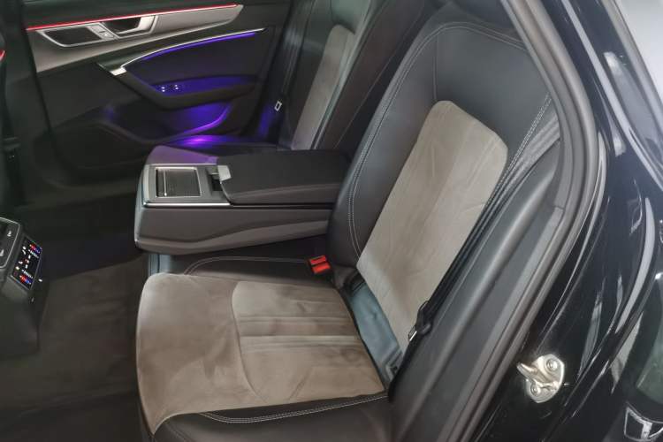 Used Audi A6L New Energy 2022 55 TFSI e quattro Left Rear Seat