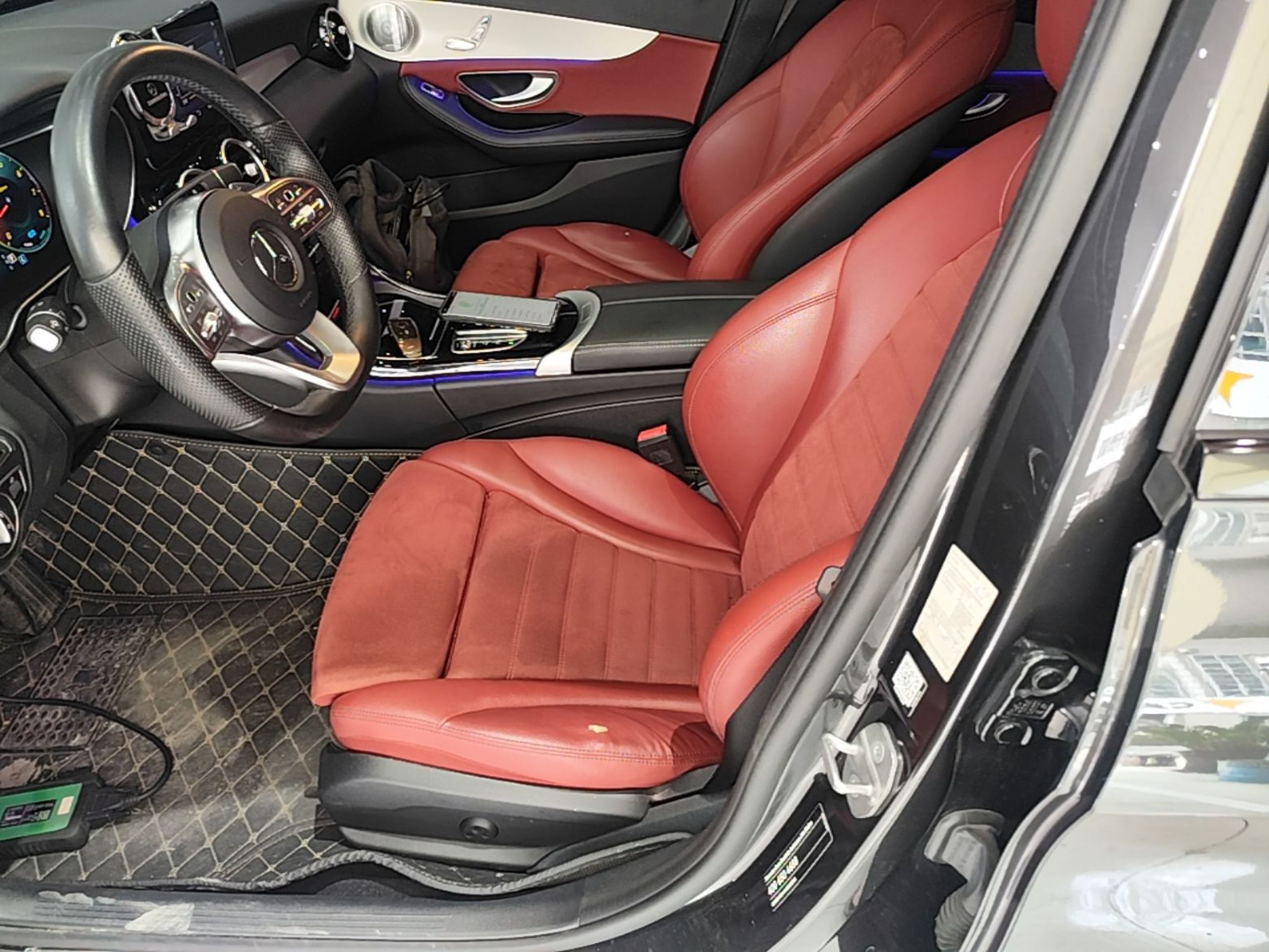 Interior delantero