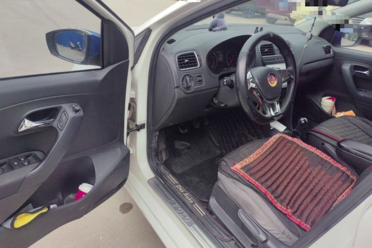 Used Volkswagen Polo 2014 1.6L Manual Comfort Edition Driver Seat