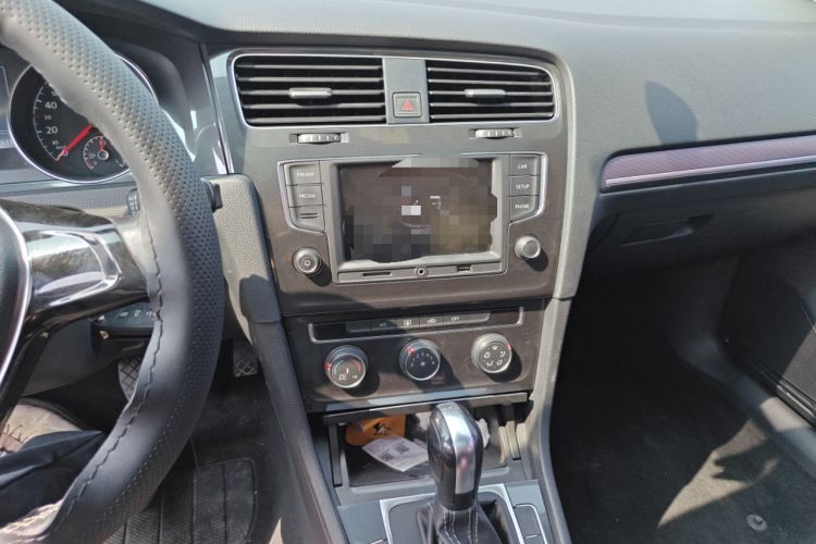 Used Volkswagen Golf 2017 230TSI Automatic Comfort Edition – Celebrating Milestone of One Million Units