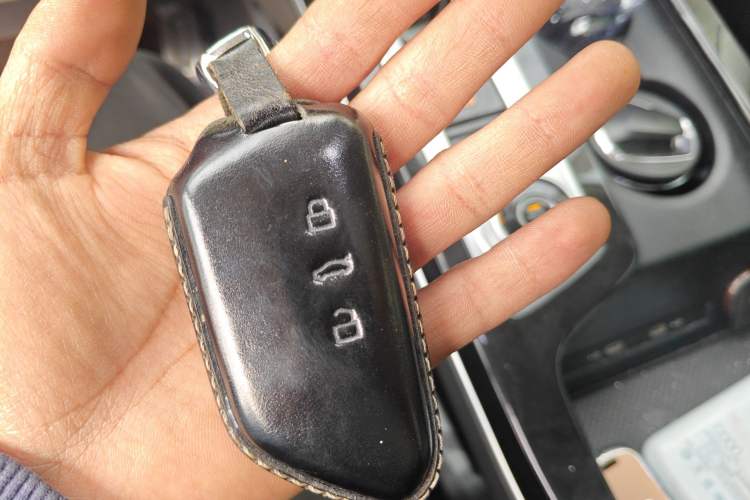 Used Volkswagen Tavendor 2023 380TSI Four-Wheel Drive R-Line Cruise Edition
