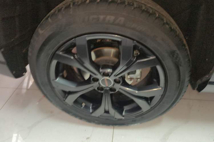 Used EXEED Lanyue 2024 Explore Edition 400T Four-Wheel Drive Starlight 7-Seater
