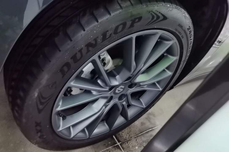 Used Leapmotor C10 2024 210 LiDAR Version Left Front Wheel Hub