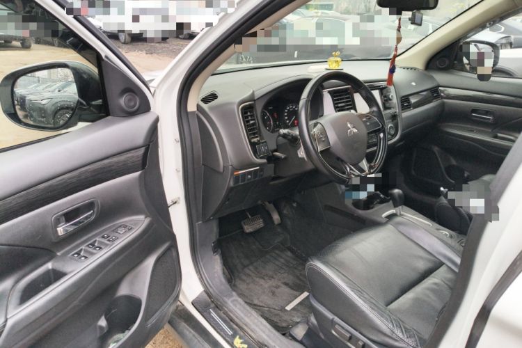 Used Mitsubishi Outlander 2016 2.4L 4x4 Elite Edition 5 Seats