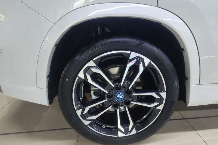 Used BMW iX1 2023 xDrive30L M Sport Package