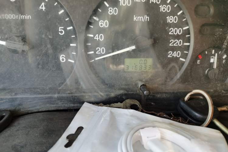 Used Ford Classic Transit 2013 2.8T Diesel Van Short Wheelbase Mid-Roof Model JX493ZLQ3A Odometer Close Up