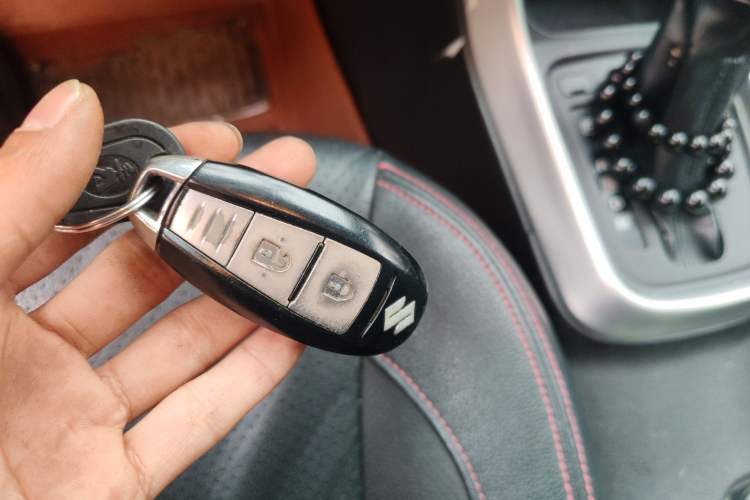 Used Suzuki S-Cross 2014 1.6L CVT Two-Wheel Drive Elite Version