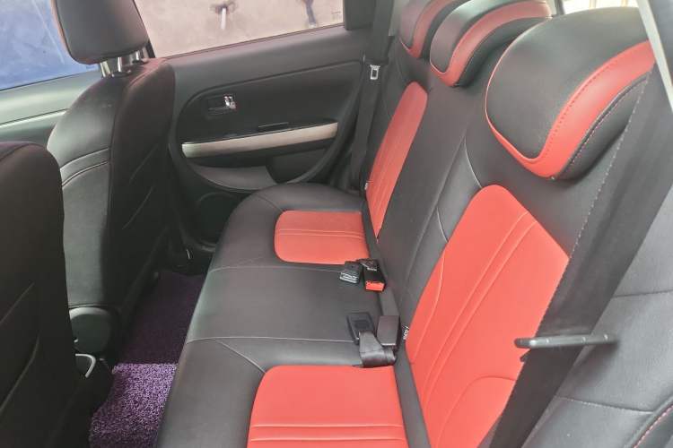 Used Haval H1 2017 Red-Label 1.5L AMT Luxury Model
