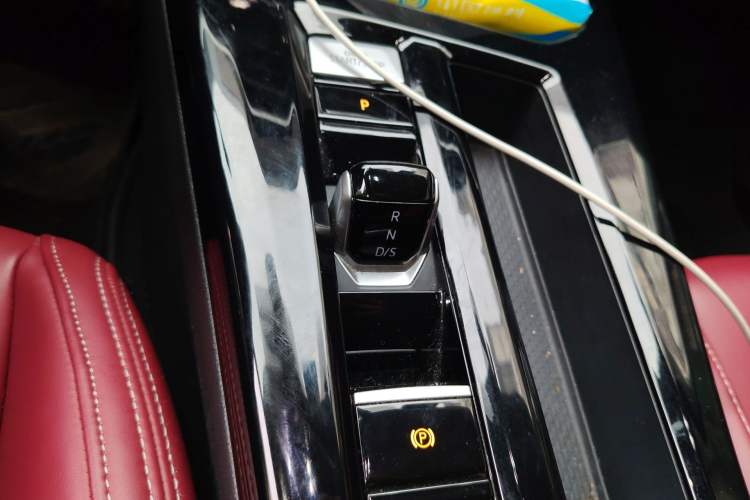 Used Volkswagen Lamando 2022 Lavida L 280TSI DSG Hot Edition Gear Lever