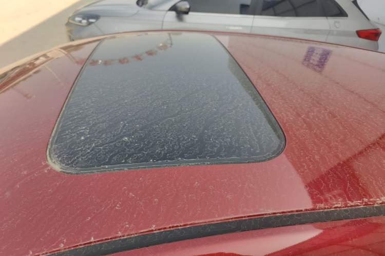 Used Nissan Tiida 2021 1.6L CVT Cool Edition
